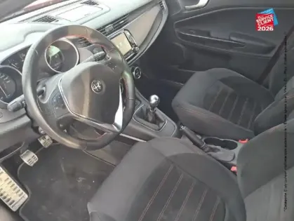 Photo 14 Alfa Romeo Giulietta  1.6 JTDm 120ch Sport Edition S/S