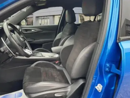 Photo 8 Alfa Romeo Tonale  1.5 Hybrid 130ch Edizione Speciale TCT