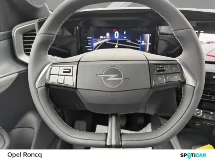Photo 8 Opel Mokka  1.2 Turbo Hybrid 136ch Edition e-DCT6