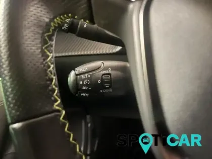 Photo 14 Peugeot 2008  e- 136ch GT Line