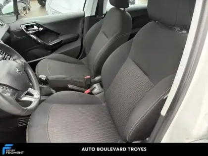 Photo 10 Peugeot 208  1.2 PureTech 82ch Active 5p