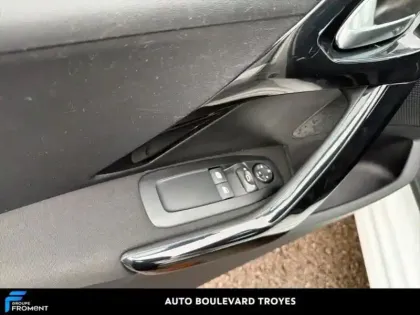 Photo 14 Peugeot 208  1.2 PureTech 82ch Active 5p