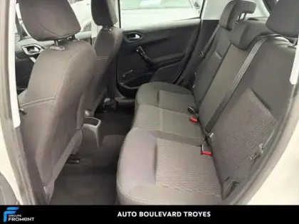 Photo 11 Peugeot 208  1.2 PureTech 82ch Active 5p