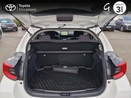 Photo 9 Toyota Yaris  116h Design 5p MC24