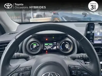 Photo 12 Toyota Yaris  Cross 116h Dynamic MY22