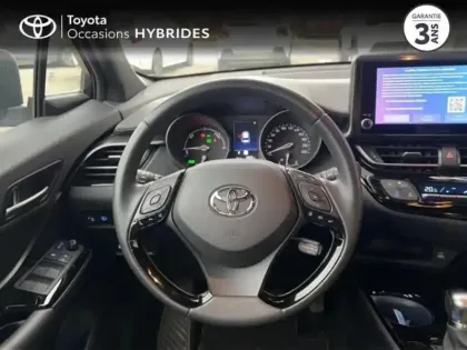 Photo 8 Toyota C-HR  2.0 Hybride 184ch Design E-CVT