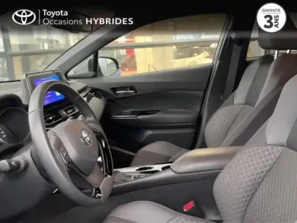 Photo 10 Toyota C-HR  2.0 Hybride 184ch Design E-CVT