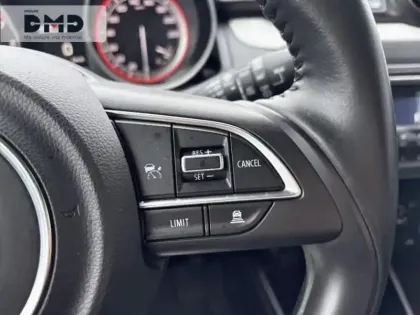 Photo 14 Suzuki Swift  1.2 Dualjet Hybrid 83ch Avantage