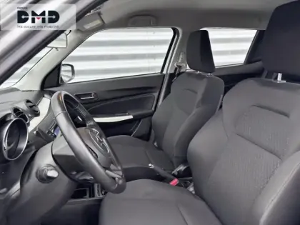 Photo 8 Suzuki Swift  1.2 Dualjet Hybrid 83ch Avantage