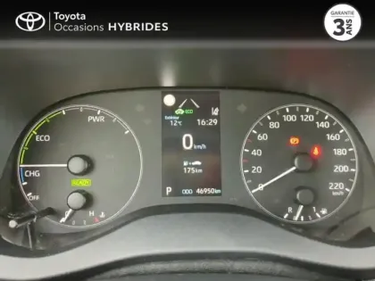 Photo 13 Toyota Yaris  116h Dynamic 5p MC24