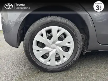 Photo 7 Toyota Yaris  110 VVT-i Ultimate CVT 5p