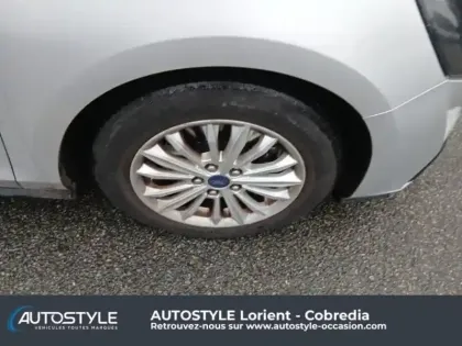 Photo 8 Ford Focus  2.0 EcoBlue 150ch Titanium 8cv