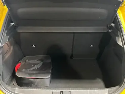 Photo 5 Peugeot 208  e- 136ch Style