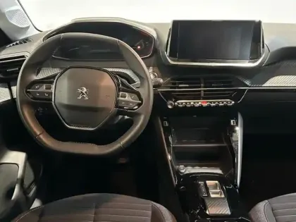 Photo 7 Peugeot 208  e- 136ch Style