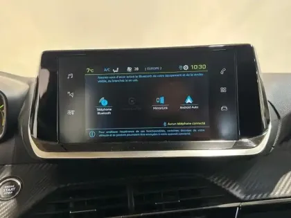 Photo 11 Peugeot 208  e- 136ch Style