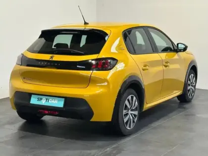 Photo 6 Peugeot 208  e- 136ch Style