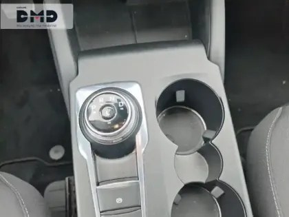 Photo 8 Ford Kuga  2.5 Duratec 190ch FHEV E85 Titanium BVA