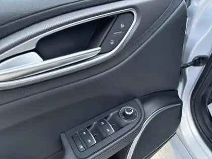 Photo 14 Alfa Romeo Giulia  2.2 JTD 190ch Sprint AT8 MY22