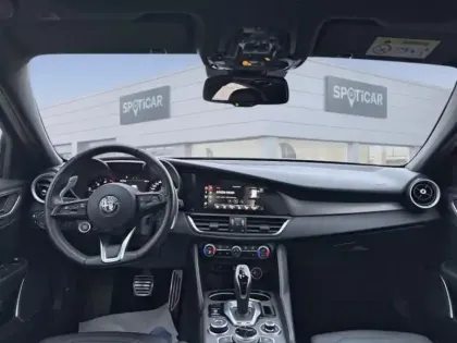 Photo 7 Alfa Romeo Giulia  2.2 JTD 190ch Sprint AT8 MY22
