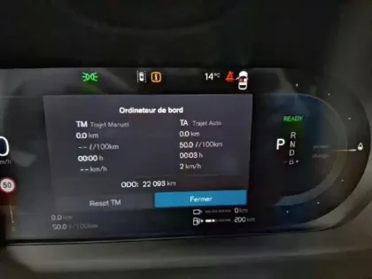 Photo 13 Volvo Xc60  T6 Hybride Rechargeable 253 + 145ch Ultra Style Dark Geartronic 8 AWD