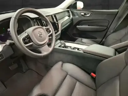 Photo 10 Volvo Xc60  T6 Hybride Rechargeable 253 + 145ch Ultra Style Dark Geartronic 8 AWD