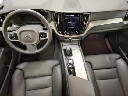 Photo 12 Volvo Xc60  T6 Hybride Rechargeable 253 + 145ch Ultra Style Dark Geartronic 8 AWD