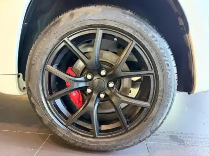 Photo 10 Jeep Grand Cherokee  6.4 V8 HEMI 468ch SRT BVA8