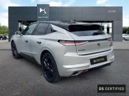 Photo 8 DS DS 4  E-TENSE 225ch Performance Line +