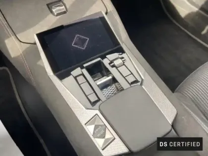 Photo 15 DS DS 4  E-TENSE 225ch Performance Line +