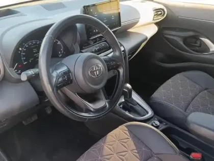 Photo 11 Toyota Yaris  Cross 116h Collection AWD-i MY22