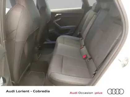 Photo 7 Audi A3  Sportback 35 TFSI 150ch Mild Hybrid S line S tronic 7