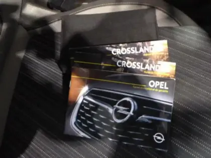 Photo 11 Opel Crossland X  1.2 Turbo 110ch Design 120 ans Euro 6d-T