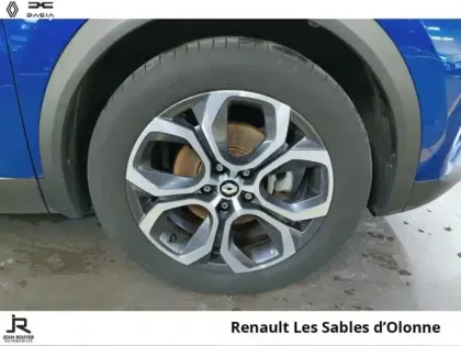 Photo 7 Renault Captur  1.6 E-Tech hybride 145ch Techno