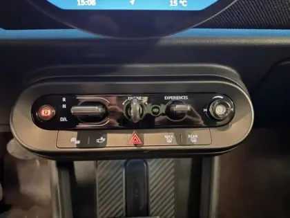 Photo 10 Mini Cooper  5 Portes C 156ch Classic DKG7