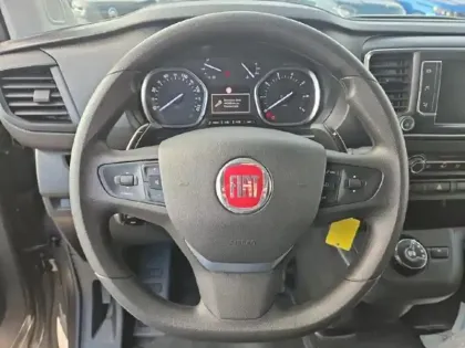 Photo 13 Fiat Scudo  Fg M 2.0 BlueHDi 145ch S&S Pro Lounge Connect EAT8