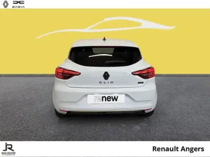 Photo 11 Renault Clio  1.6 E-Tech hybride 145ch Engineered