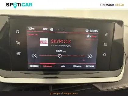 Photo 14 Peugeot 2008  1.5 BlueHDi 110ch S&S Allure