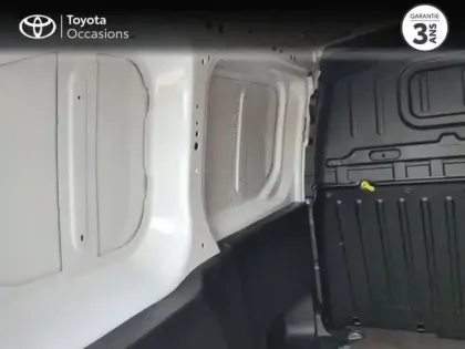 Photo 11 Toyota Proace  CITY Verso Medium 1.2 110 VVT-i Dynamic MC24