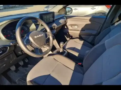 Photo 8 Dacia Jogger  1.0 TCe 110ch Extreme 7 places -24