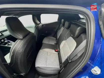 Photo 10 Renault Clio  1.6 E-Tech 145ch full hybrid Techno - 25