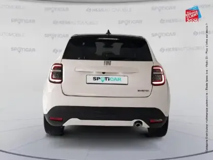 Photo 21 Fiat 600  1.2 Hybrid 100ch La Prima DCT6