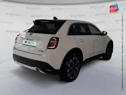 Photo 5 Fiat 600  1.2 Hybrid 100ch La Prima DCT6