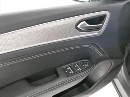 Photo 13 Renault Arkana  1.3 TCe mild hybrid 140ch Techno EDC -22