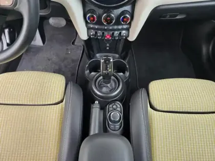 Photo 11 Mini Mini Cabrio Cooper 136ch Edition Premium Plus BVA7