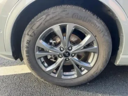 Photo 8 Ford Kuga  2.5 Duratec 190ch FHEV E85 ST-Line BVA