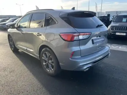 Photo 6 Ford Kuga  2.5 Duratec 190ch FHEV E85 ST-Line BVA