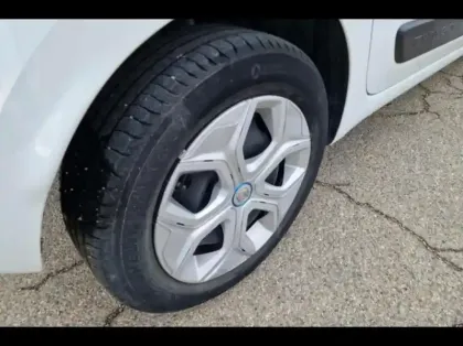 Photo 12 Renault Twingo  E-Tech Electric Zen R80 Achat Intégral - 21