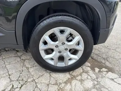 Photo 10 Jeep Avenger  1.2 Turbo T3 100ch MHEV Altitude BVR6 eHybrid