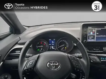 Photo 10 Toyota C-HR  1.8 Hybride 122ch Dynamic Ultimate E-CVT