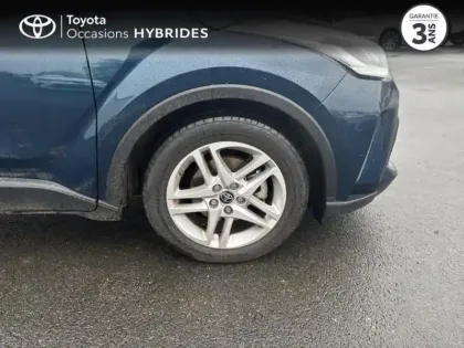 Photo 13 Toyota C-HR  1.8 Hybride 122ch Dynamic Ultimate E-CVT